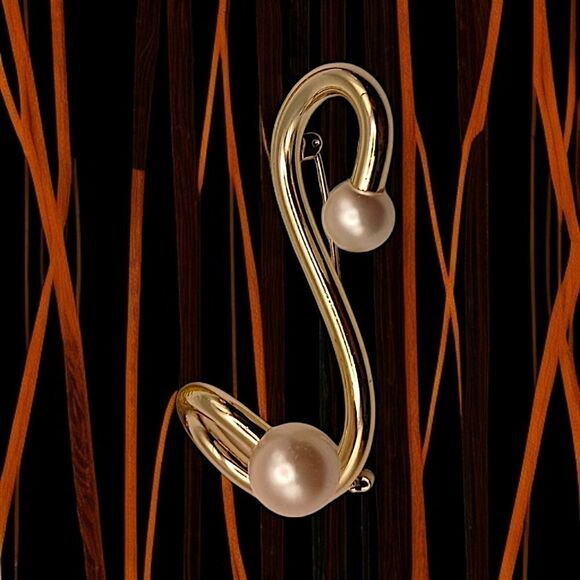 Big Chunky Swirly Brooch Pin Curly Cue Squiggle Faux Pearl Ends Old Money Luxury - Picture 1 of 16